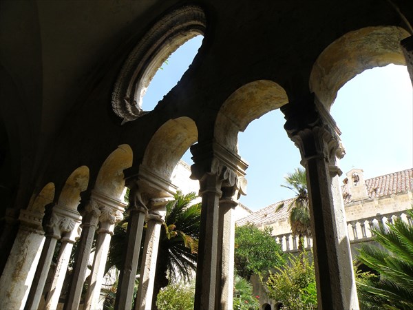 065-францисканский монастырь-колоннада